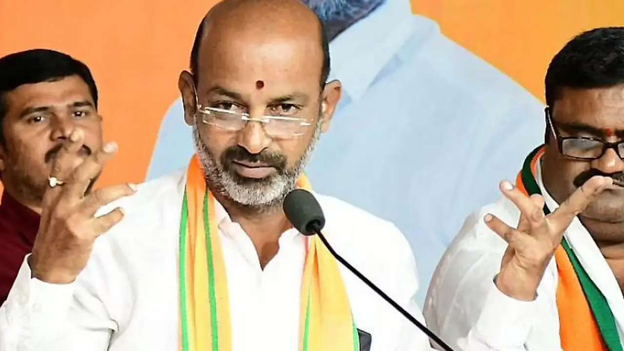TS BJP : బీజేపీలో చేరదామనుకునే నేతలకు ఊహించని షాకులు..టికెట్లు, పదవులు ఆశిస్తే కుదరదంటున్న కాషాయదళం TS BJP : బీజేపీలో చేరదామనుకునే నేతలకు ఊహించని షాకులు..టికెట్లు, పదవులు ఆశిస్తే కుదరదంటున్న కాషాయదళం