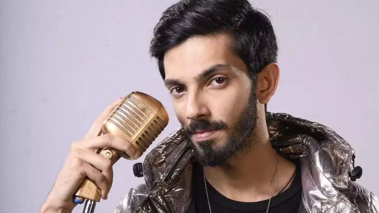 Anirudh : తెలుగులో బ్రేక్ కోసం చూస్తున్న తమిళ్ టాప్ మ్యూజిక్ డైరెక్టర్.. ఈ సారైనా దక్కేనా.. Anirudh : తెలుగులో బ్రేక్ కోసం చూస్తున్న తమిళ్ టాప్ మ్యూజిక్ డైరెక్టర్.. ఈ సారైనా దక్కేనా..