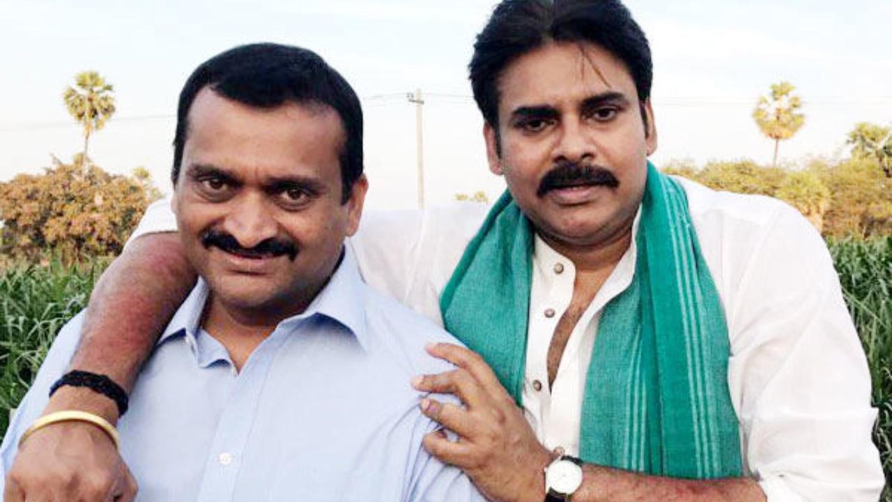 Pawan kalyan : ఇకపై పవన్ కళ్యాణ్తో సినిమాలు చేయను.. బండ్ల గణేష్ సంచలన వ్యాఖ్యలు.. Pawan kalyan : ఇకపై పవన్ కళ్యాణ్తో సినిమాలు చేయను.. బండ్ల గణేష్ సంచలన వ్యాఖ్యలు..