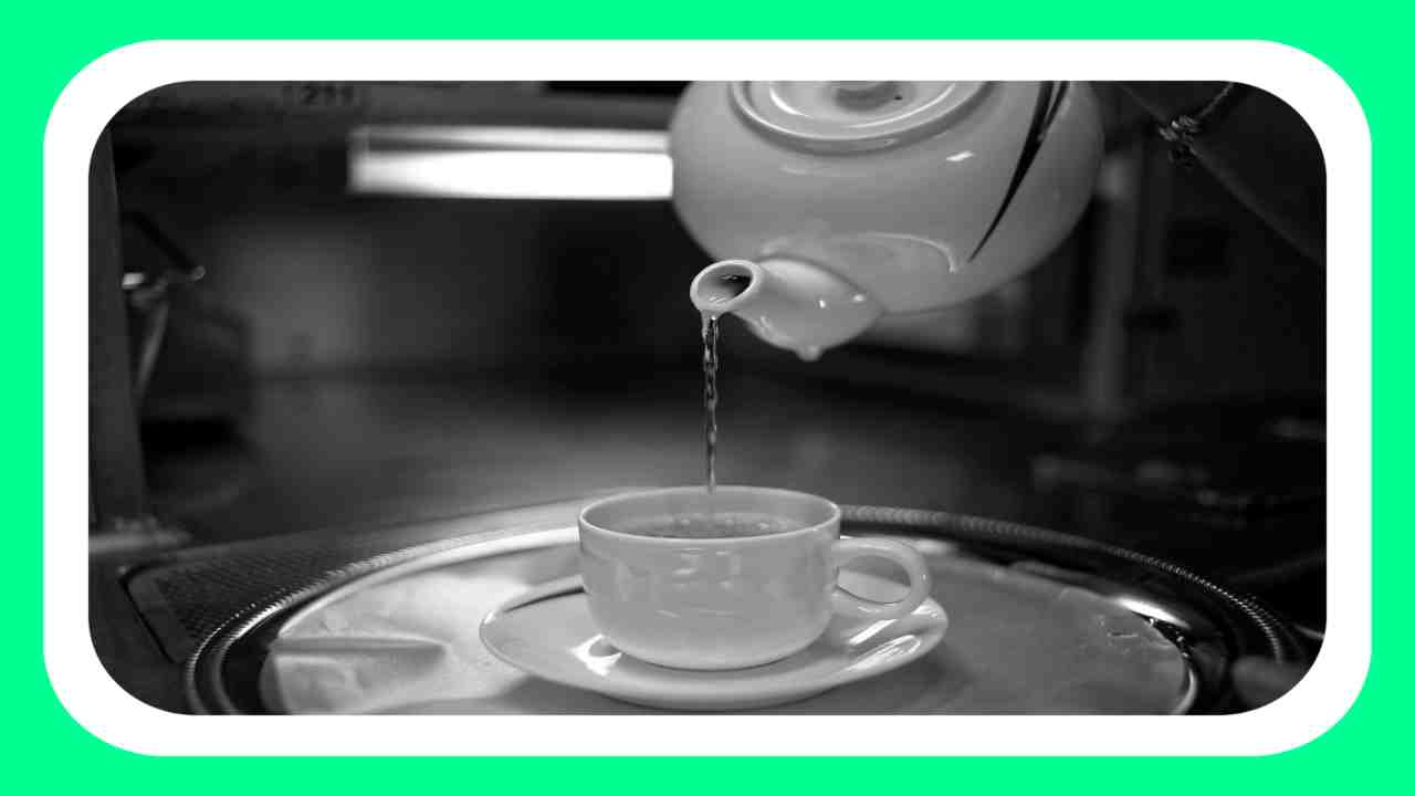 Water To Drink: నీరు తాగడానికి సరైన సమయం ఎప్పుడంటే.. Water To Drink: నీరు తాగడానికి సరైన సమయం ఎప్పుడంటే..