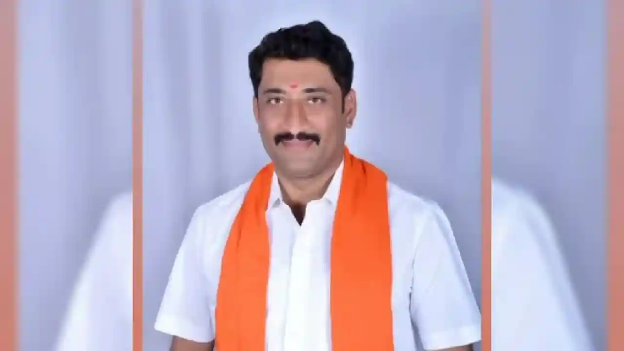 Honey Trap : హనీట్రాప్ వల్లే బీజేపీ నాయకుడి ఆత్మహత్య ? Honey Trap : హనీట్రాప్ వల్లే బీజేపీ నాయకుడి ఆత్మహత్య ?