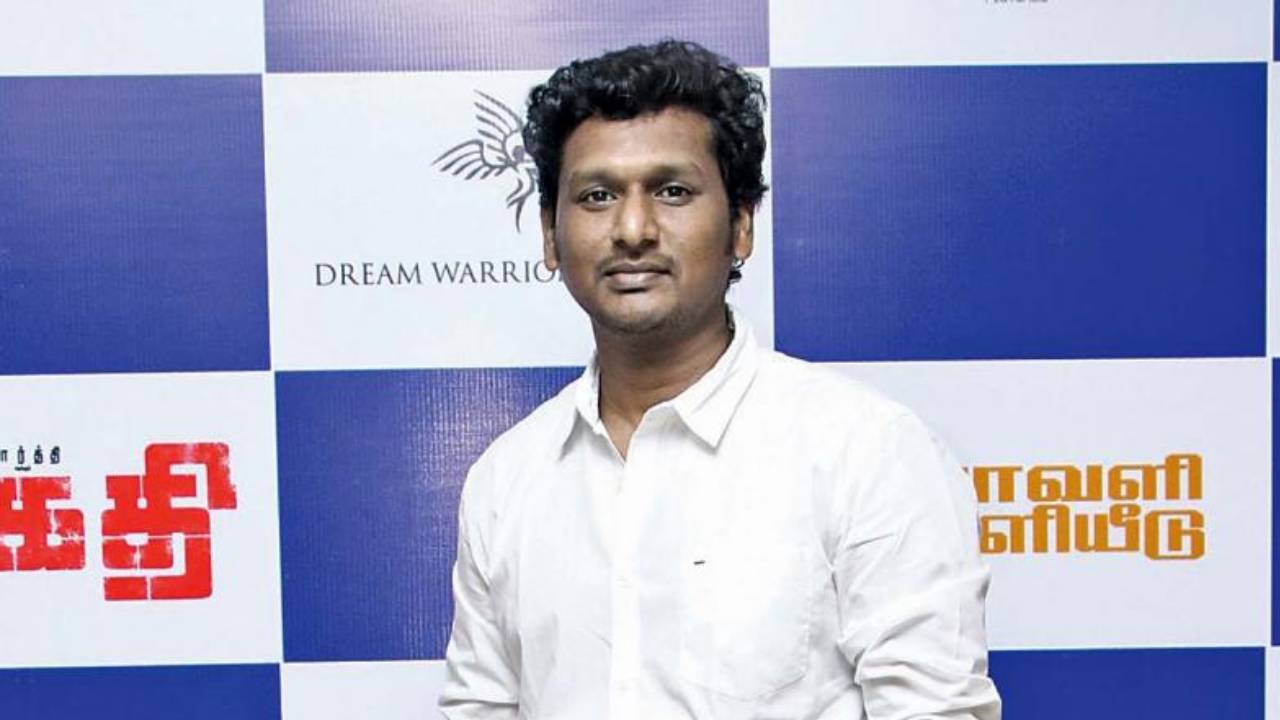 Lokesh Kanagaraj : ఒక్క ఛాన్స్ అంటూ.. తెలుగు స్టార్ హీరోల చుట్టూ తిరుగుతున్న తమిళ డైరెక్టర్ Lokesh Kanagaraj : ఒక్క ఛాన్స్ అంటూ.. తెలుగు స్టార్ హీరోల చుట్టూ తిరుగుతున్న తమిళ డైరెక్టర్