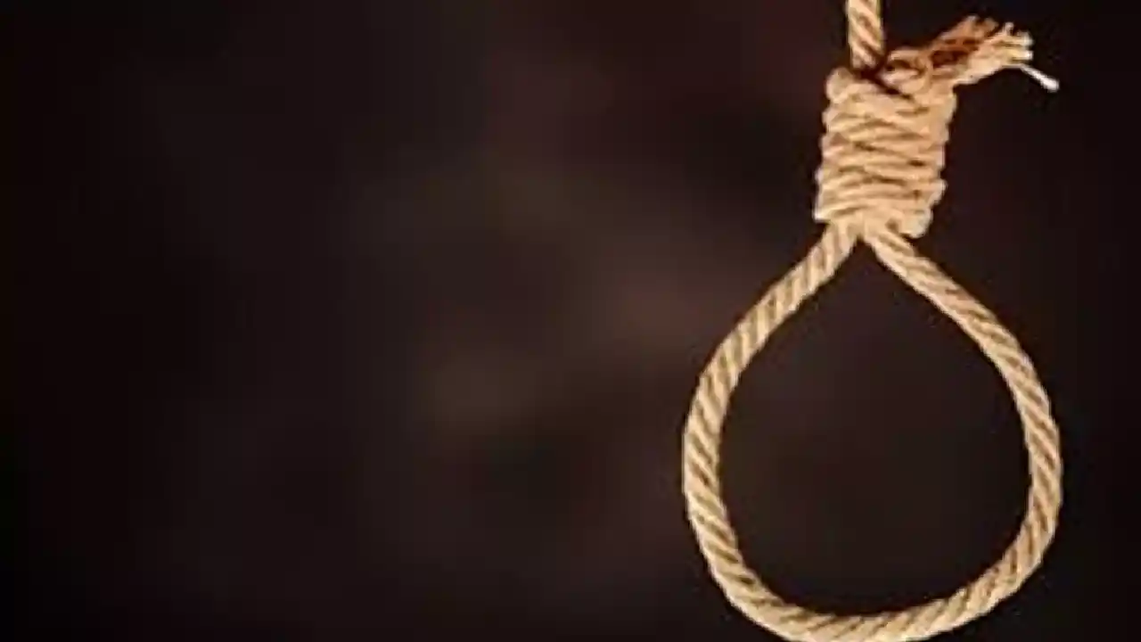 Madhya Pradesh : విద్యాశాఖ మంత్రి కోడలు ఆత్మహత్య Madhya Pradesh : విద్యాశాఖ మంత్రి కోడలు ఆత్మహత్య