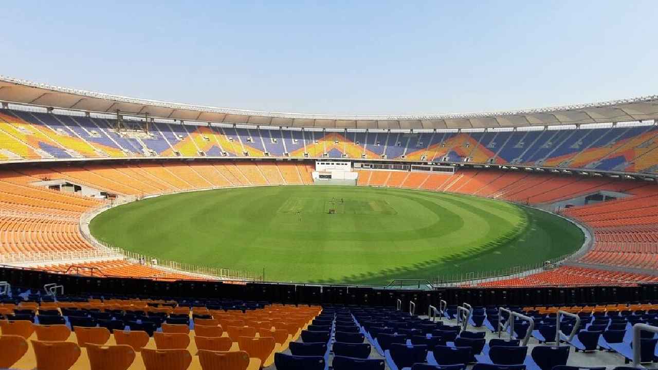 IPL 2025 : అహ్మదాబాద్ వేదికగా జరిగిన ఫైనల్స్లో ఛేజింగ్ చేసిన జట్లదే గెలుపు.. IPL 2025 : అహ్మదాబాద్ వేదికగా జరిగిన ఫైనల్స్లో ఛేజింగ్ చేసిన జట్లదే గెలుపు..