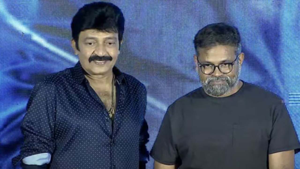 Sukumar : చిన్నప్పుడు రాజశేఖర్ గారిని ఇమిటేట్ చేసి ఫేమస్ అయ్యాను.. Sukumar : చిన్నప్పుడు రాజశేఖర్ గారిని ఇమిటేట్ చేసి ఫేమస్ అయ్యాను..