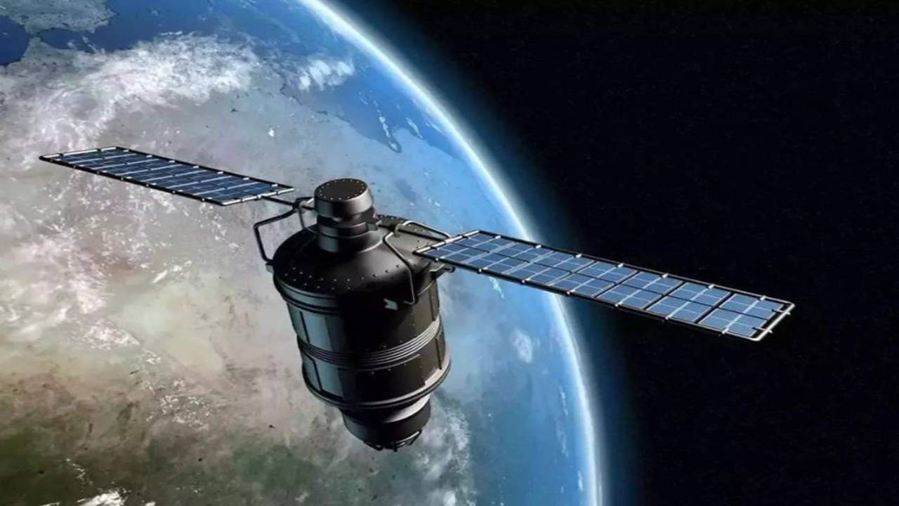 starlink: స్టార్లింక్ శాటిలైట్లను ధ్వంసం చేసేందుకు చైనా ప్రణాళిక? starlink: స్టార్లింక్ శాటిలైట్లను ధ్వంసం చేసేందుకు చైనా ప్రణాళిక?