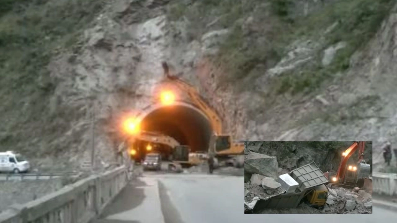 Tunnel Collapsed : జమ్మూకశ్మీర్ లో కూలిన నిర్మాణంలో ఉన్న టన్నెల్ Tunnel Collapsed : జమ్మూకశ్మీర్ లో కూలిన నిర్మాణంలో ఉన్న టన్నెల్