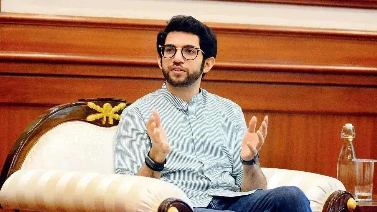 Aaditya Thackeray: షిండే క్యాంపు నుంచి 20 మంది ఎమ్మెల్యేలు తిరిగొస్తారు: ఆదిత్య ఠాక్రే Aaditya Thackeray: షిండే క్యాంపు నుంచి 20 మంది ఎమ్మెల్యేలు తిరిగొస్తారు: ఆదిత్య ఠాక్రే