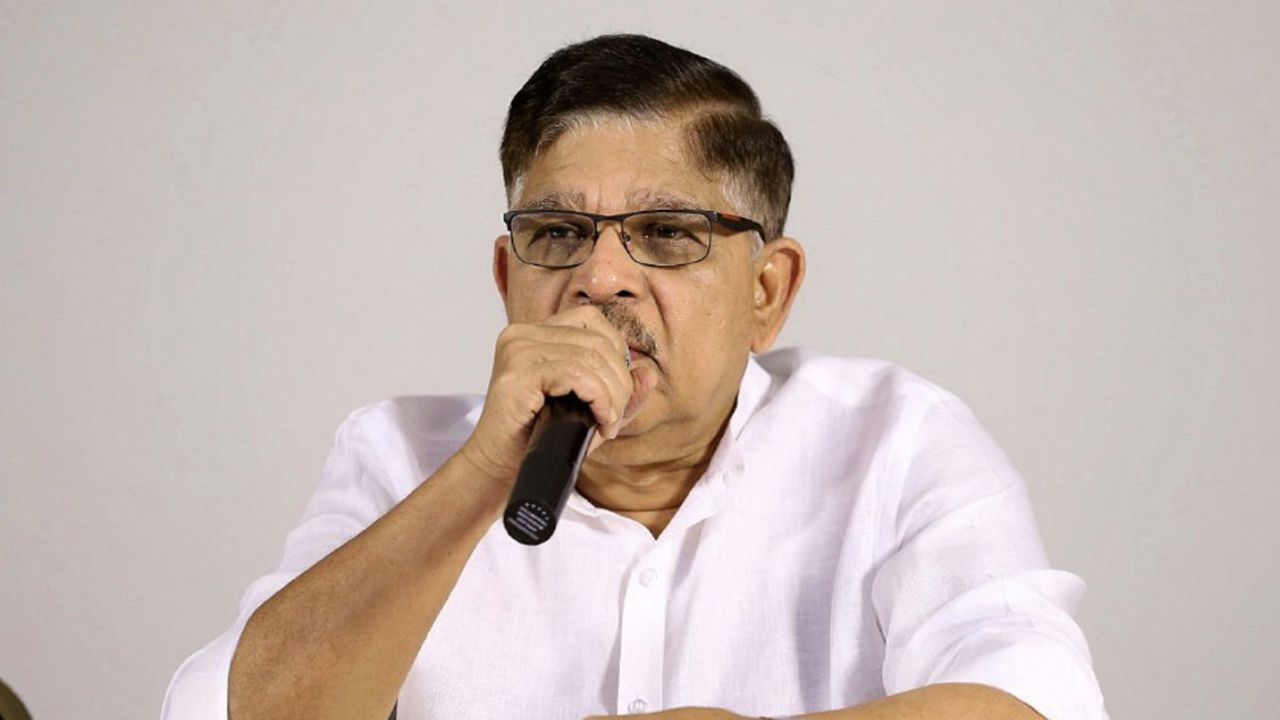 Allu Aravind: ఓటీటీలపై అల్లు అరవింద్ కామెంట్స్.. ఏమన్నారంటే? Allu Aravind: ఓటీటీలపై అల్లు అరవింద్ కామెంట్స్.. ఏమన్నారంటే?