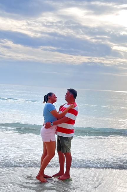 Anasuya enjoying in Maldives with husband