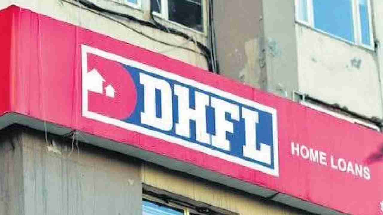 DHFL: 34 వేల కోట్ల మోసం.. డీహెచ్ఎఫ్ఎల్ మాజీ ప్రమోటర్లపై సీబీఐ కేసు DHFL: 34 వేల కోట్ల మోసం.. డీహెచ్ఎఫ్ఎల్ మాజీ ప్రమోటర్లపై సీబీఐ కేసు