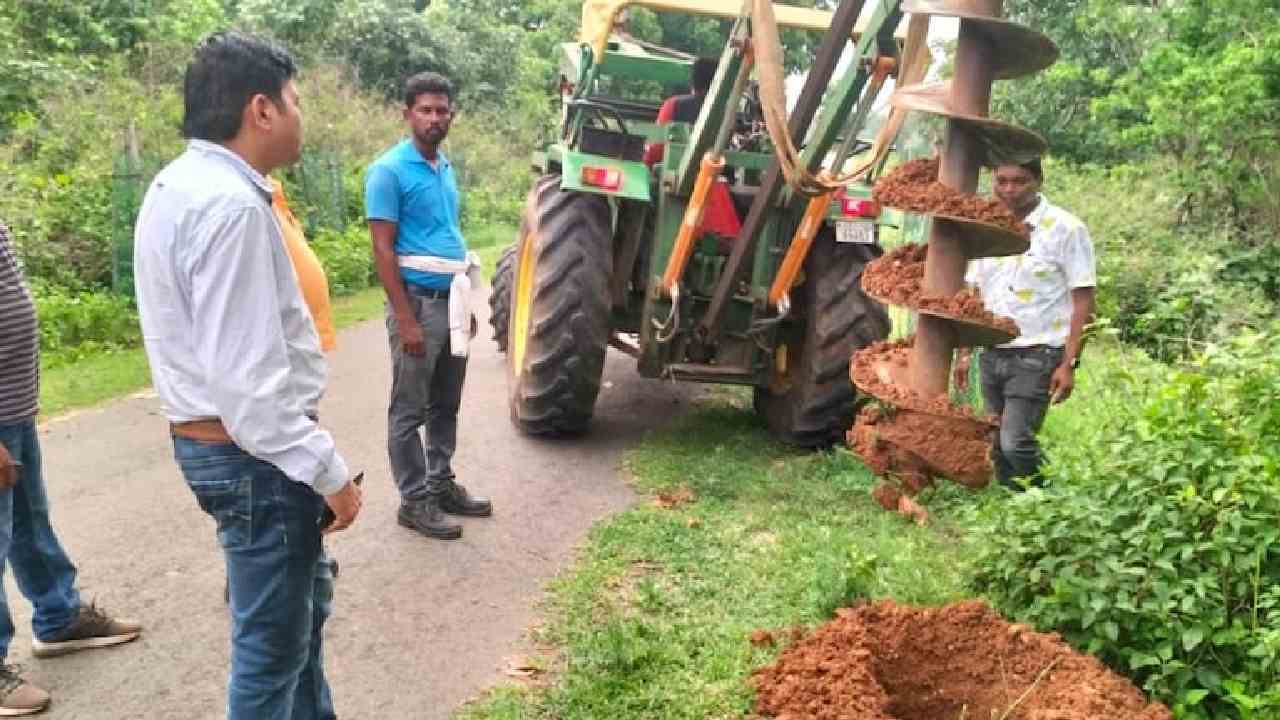 Droupadi Murmu: ద్రౌపది ముర్ము సొంతూరుకు ఇన్నాళ్లకు కరెంటు సౌకర్యం Droupadi Murmu: ద్రౌపది ముర్ము సొంతూరుకు ఇన్నాళ్లకు కరెంటు సౌకర్యం