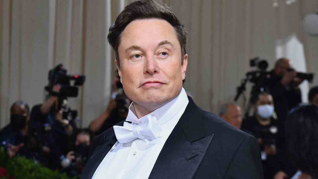 Elon Musk: ఆఫీసుకు వస్తారా.. కంపెనీ వదిలేస్తారా? ఉద్యోగులకు ఎలన్ మస్క్ వార్నింగ్ Elon Musk: ఆఫీసుకు వస్తారా.. కంపెనీ వదిలేస్తారా? ఉద్యోగులకు ఎలన్ మస్క్ వార్నింగ్