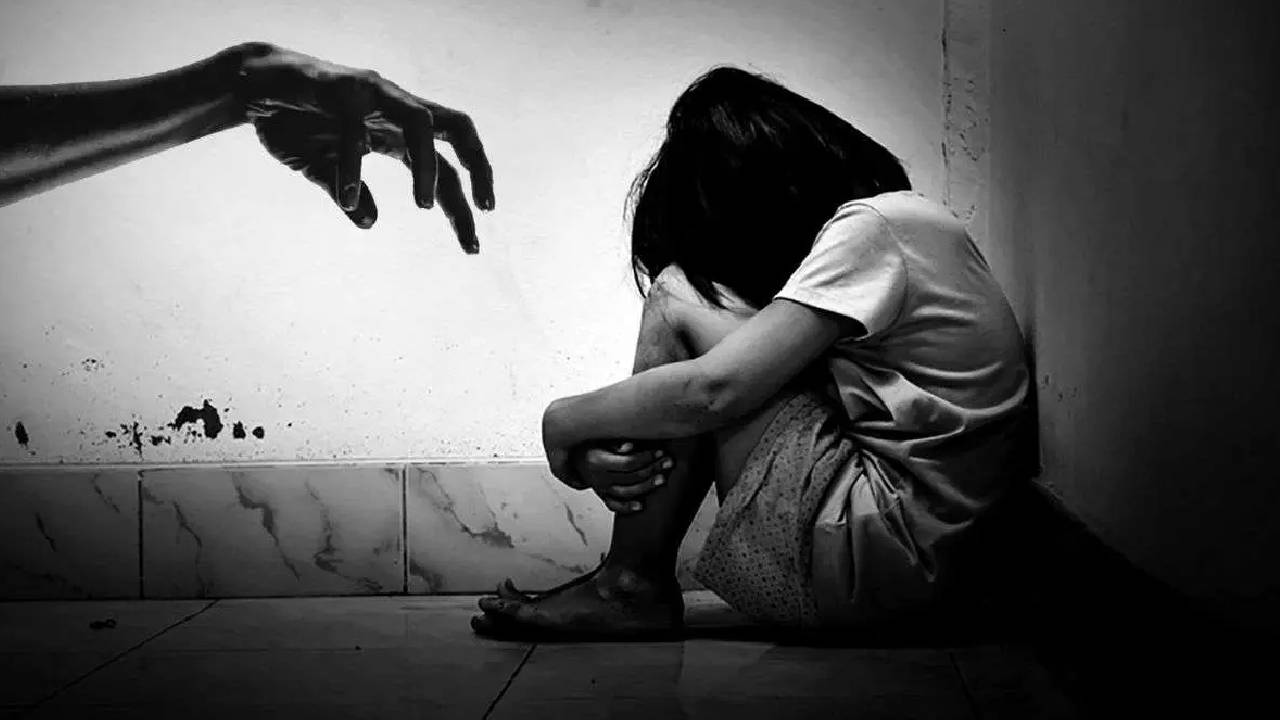 Girl Rape case: బాలికపై అత్యాచారం.. పోలీసుల అదుపులో నిందితుడు Girl Rape case: బాలికపై అత్యాచారం.. పోలీసుల అదుపులో నిందితుడు