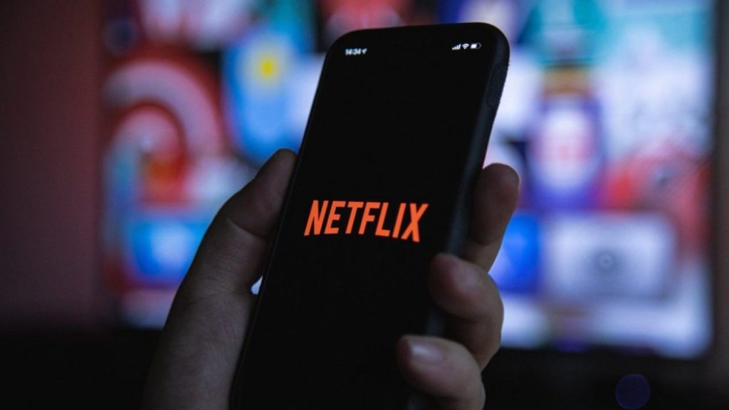 If You Do These Three Things, You Can Get Banned From Netflix