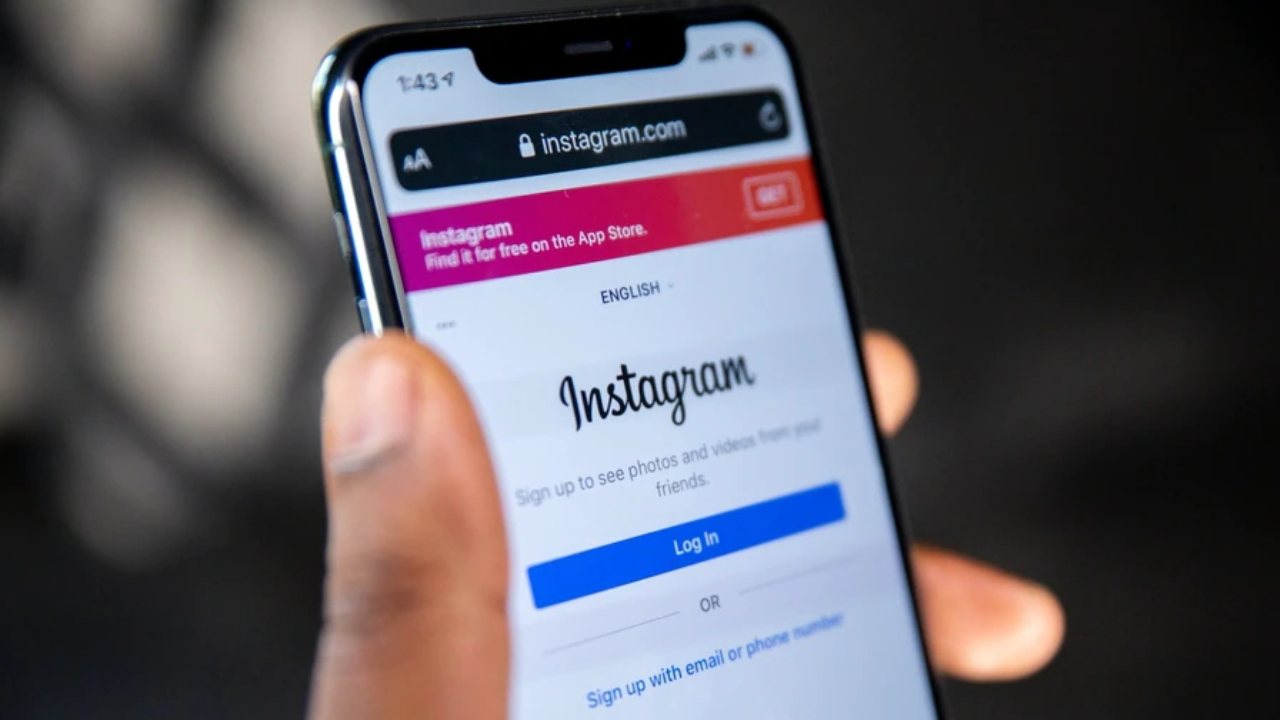 Instagram : ఇన్స్టాగ్రామ్లో వయస్సు వెరిఫికేషన్కు మూడు ఆప్షన్లు.. సెల్ఫీ వీడియో పంపాల్సిందే! Instagram : ఇన్స్టాగ్రామ్లో వయస్సు వెరిఫికేషన్కు మూడు ఆప్షన్లు.. సెల్ఫీ వీడియో పంపాల్సిందే!