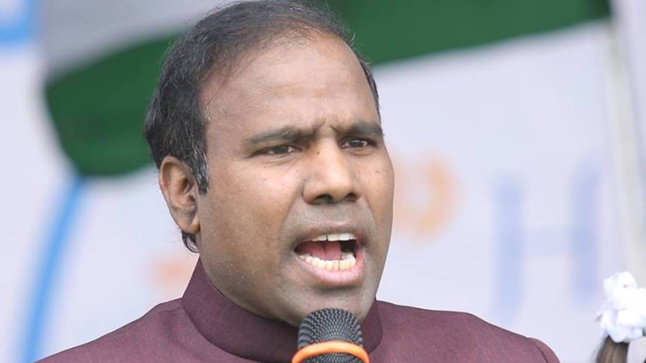 KA Paul: ప్రధానిగా మోదీ ఉండకూడదు.. వారిద్దరిలో ఎవరైనా ఓకే.. KA Paul: ప్రధానిగా మోదీ ఉండకూడదు.. వారిద్దరిలో ఎవరైనా ఓకే..