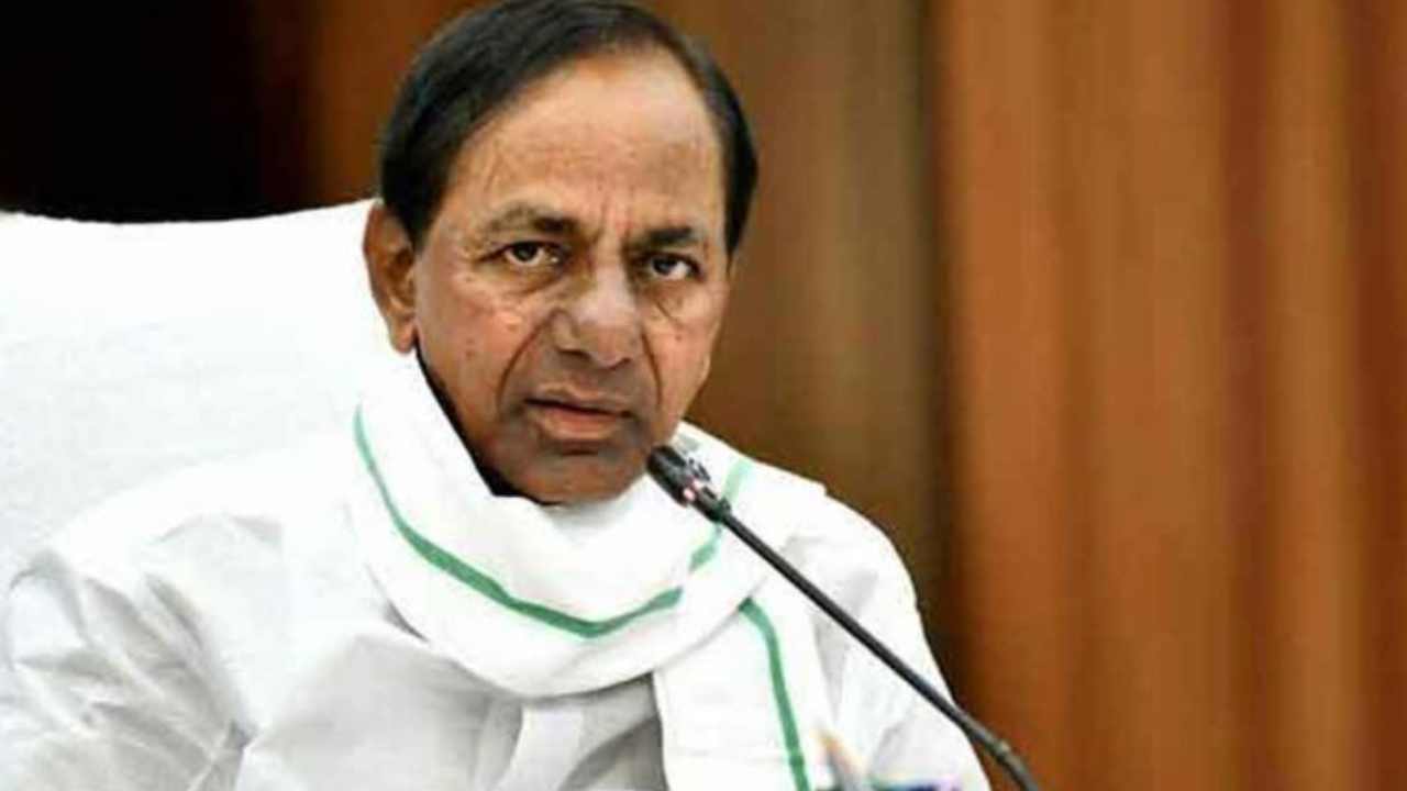 CM KCR: కేంద్ర సర్కారుపై కేసీఆర్ మరోసారి పోరాటం.. విపక్ష నేతలు, సీఎంలకు ఫోన్లు CM KCR: కేంద్ర సర్కారుపై కేసీఆర్ మరోసారి పోరాటం.. విపక్ష నేతలు, సీఎంలకు ఫోన్లు