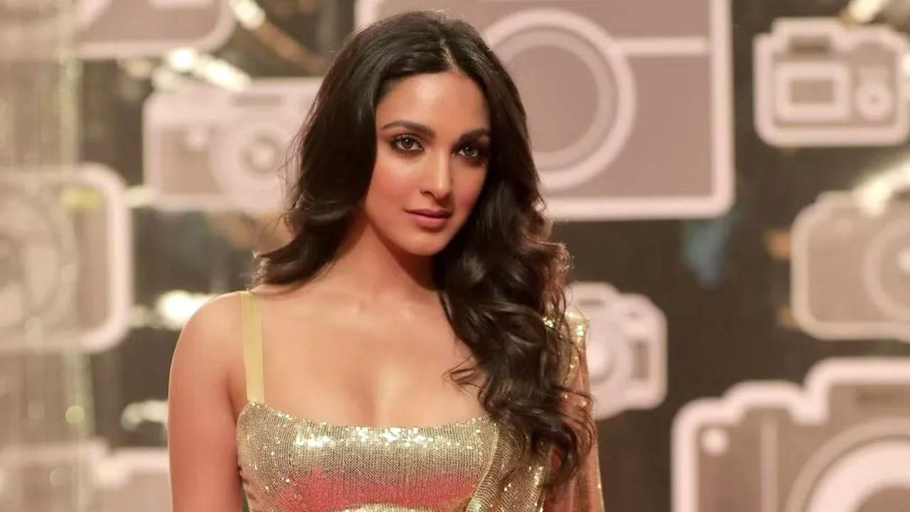 Kiara Advani: చరణ్ సినిమాను కియారా అందుకే ఒప్పుకుందా..? Kiara Advani: చరణ్ సినిమాను కియారా అందుకే ఒప్పుకుందా..?