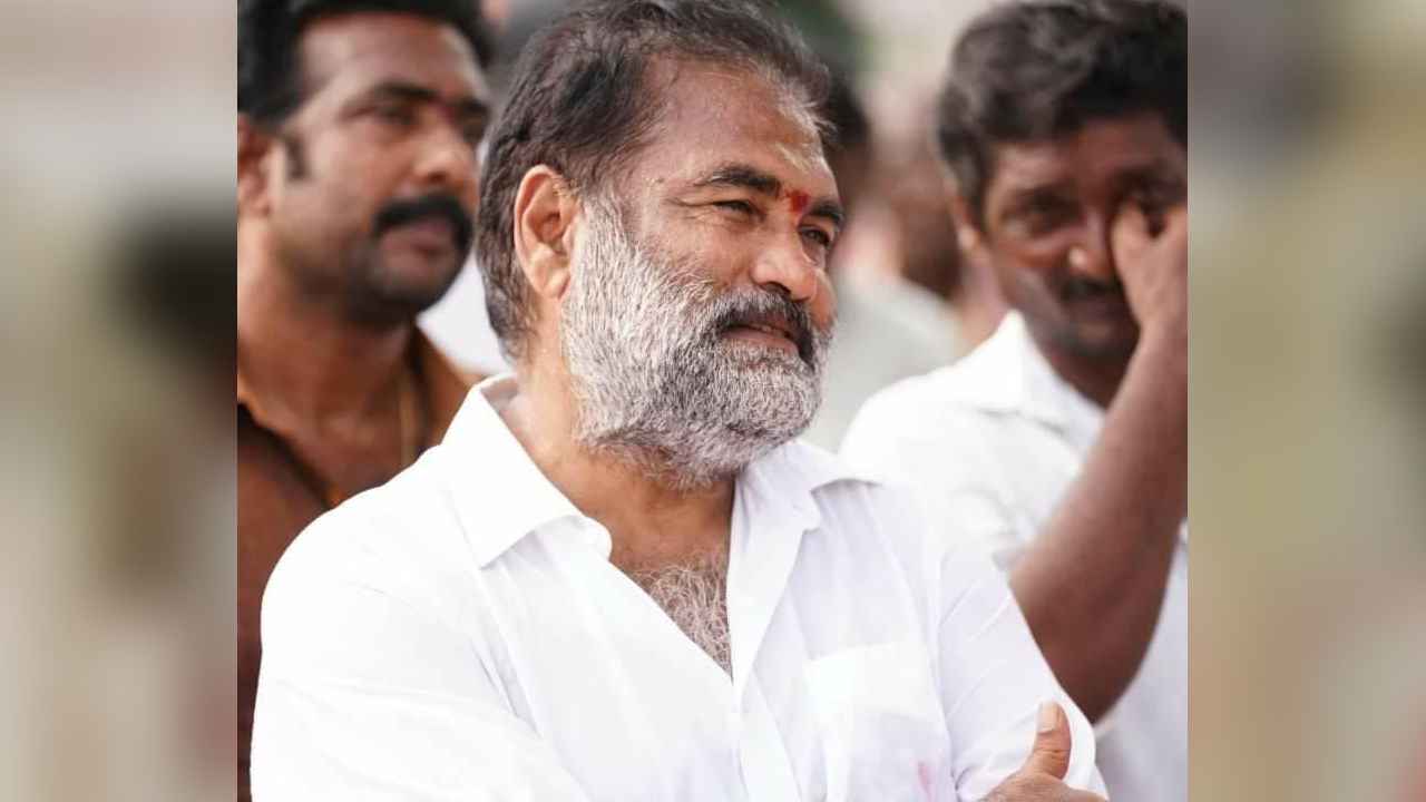 Kotamreddy Sridhar Reddy : ప్రతిపక్ష నేతలను వేధించొద్దు, శత్రువుల్లా చూడొద్దు-వైసీపీ ఎమ్మెల్యే సంచలన వ్యాఖ్యలు Kotamreddy Sridhar Reddy : ప్రతిపక్ష నేతలను వేధించొద్దు, శత్రువుల్లా చూడొద్దు-వైసీపీ ఎమ్మెల్యే సంచలన వ్యాఖ్యలు