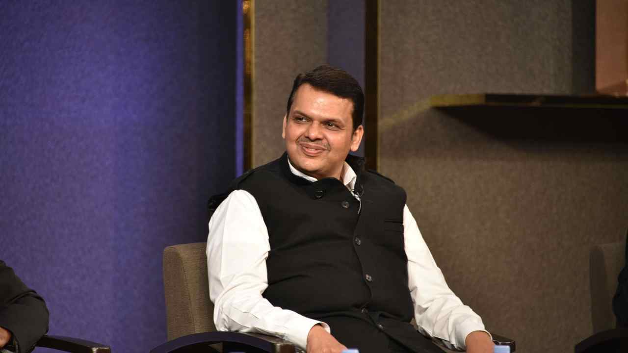 Maharashtra CM: ‘మహా’ సీఎంగా ఫడ్నవీస్.. రేపే ప్రమాణ స్వీకారం? Maharashtra CM: ‘మహా’ సీఎంగా ఫడ్నవీస్.. రేపే ప్రమాణ స్వీకారం?
