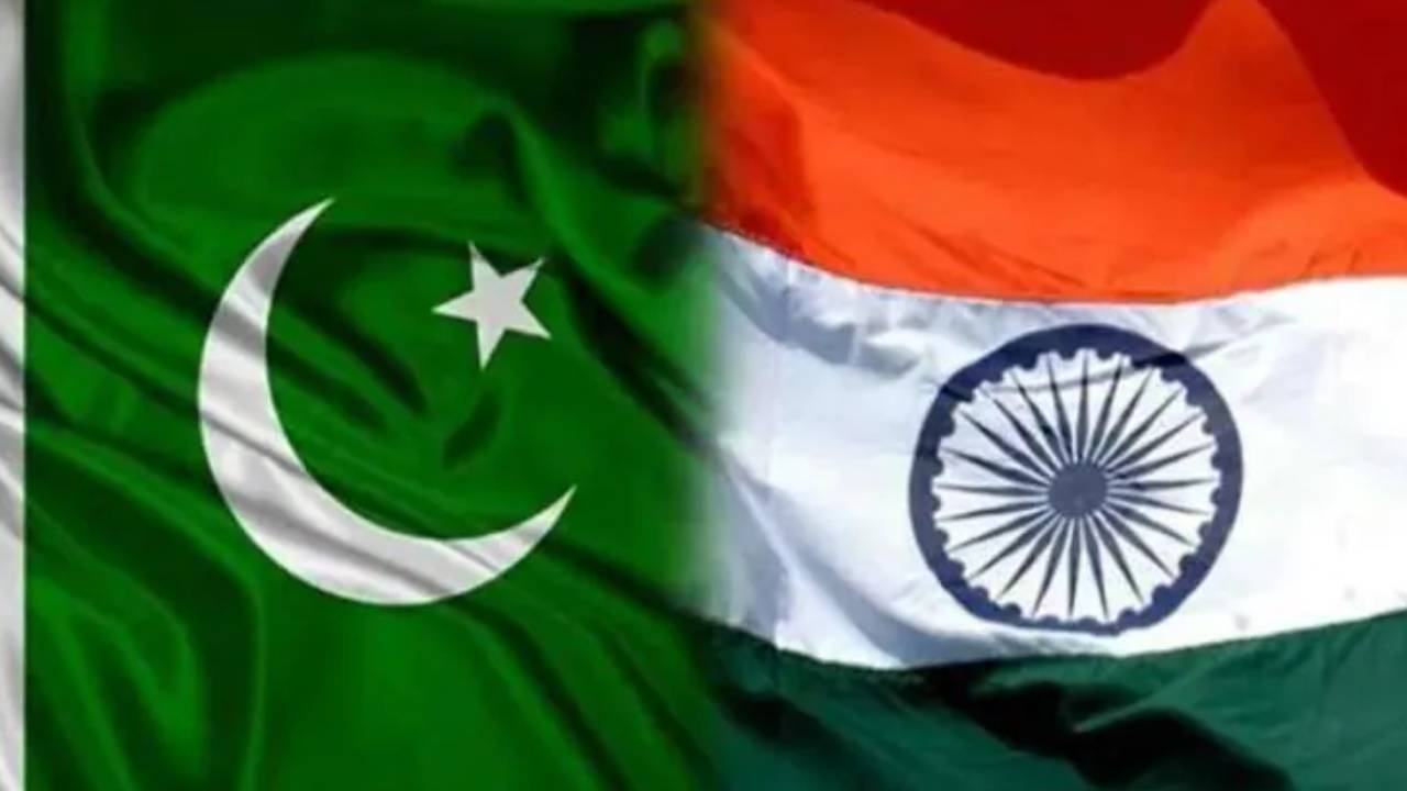 Hindus in Pakistan: పాకిస్థాన్లో ఎన్ని లక్షల మంది హిందువులు నివసిస్తున్నారో తేల్చిన ఎన్ఏడీఆర్ఏ నివేదిక Hindus in Pakistan: పాకిస్థాన్లో ఎన్ని లక్షల మంది హిందువులు నివసిస్తున్నారో తేల్చిన ఎన్ఏడీఆర్ఏ నివేదిక