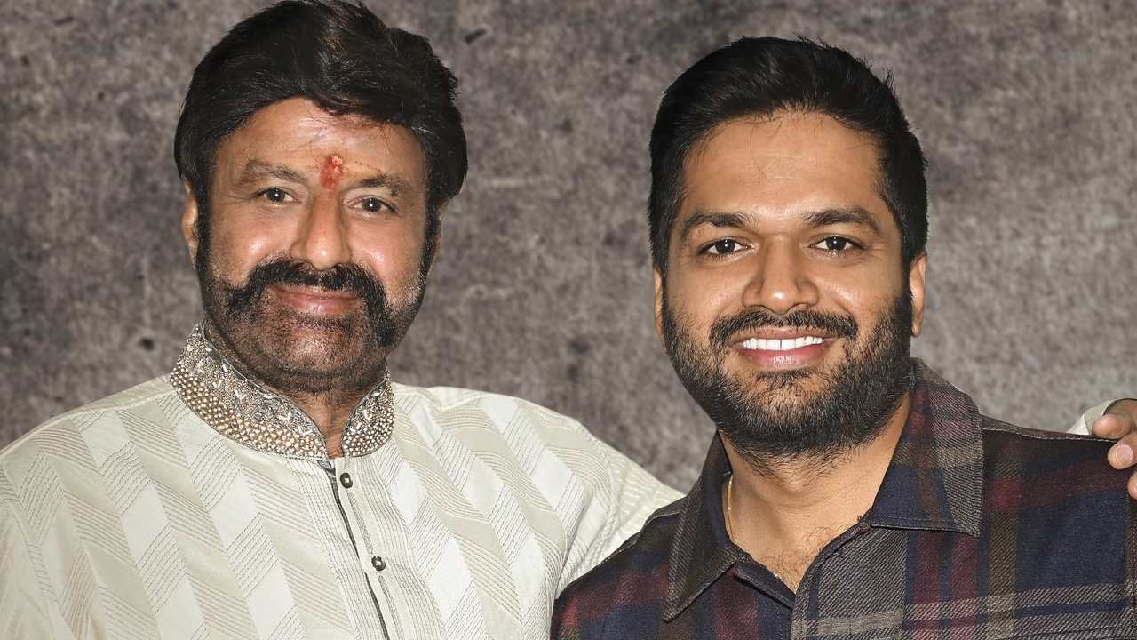 NBK108: అఫీషియల్.. బాలయ్యతో సినిమా కన్ఫం చేసిన అనిల్ రావిపూడి! NBK108: అఫీషియల్.. బాలయ్యతో సినిమా కన్ఫం చేసిన అనిల్ రావిపూడి!
