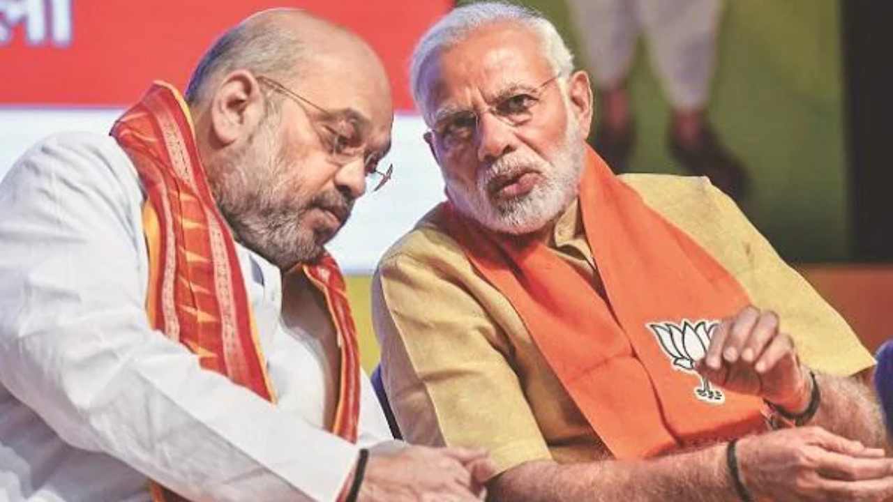 PM Modi-Amit Shah: టార్గెట్ తెలంగాణ.. ఆ మూడు రోజులు మోదీ, అమిత్ షా హైదరాబాద్లోనే.. PM Modi-Amit Shah: టార్గెట్ తెలంగాణ.. ఆ మూడు రోజులు మోదీ, అమిత్ షా హైదరాబాద్లోనే..