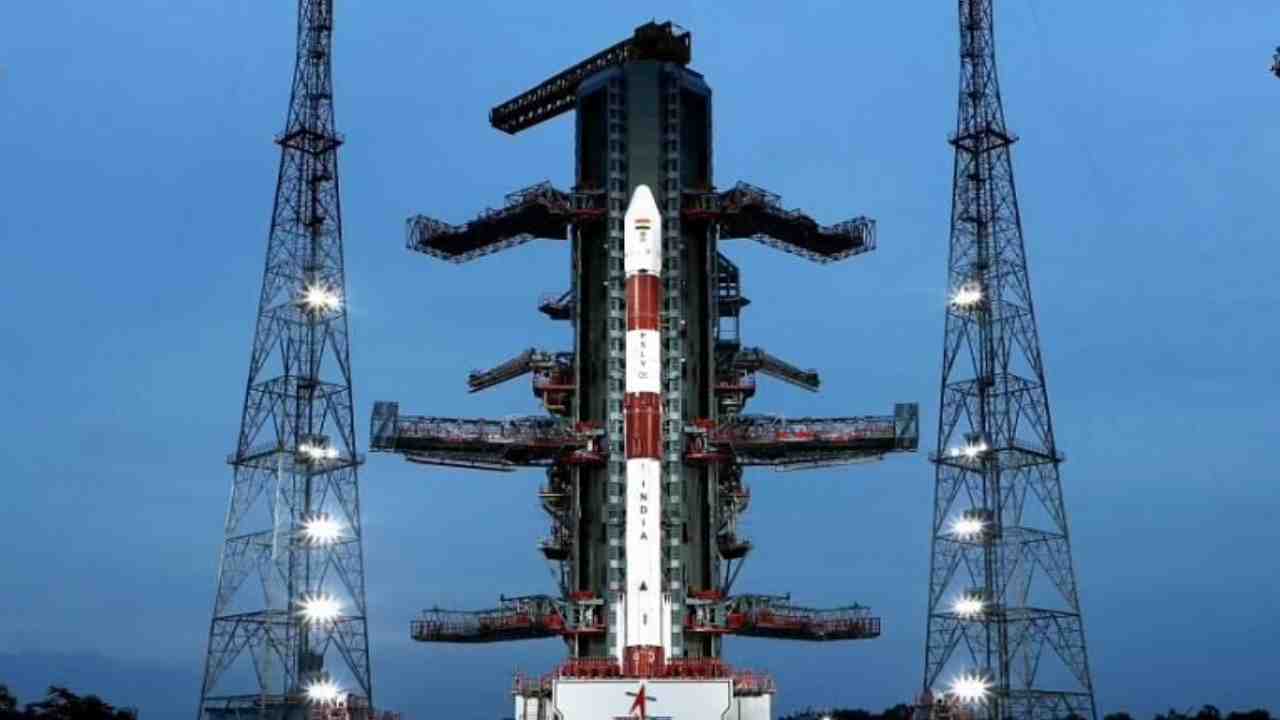 PSLV C53: పీఎస్ఎల్వీ సీ53 రాకెట్ ప్రయోగం విజయవంతం PSLV C53: పీఎస్ఎల్వీ సీ53 రాకెట్ ప్రయోగం విజయవంతం