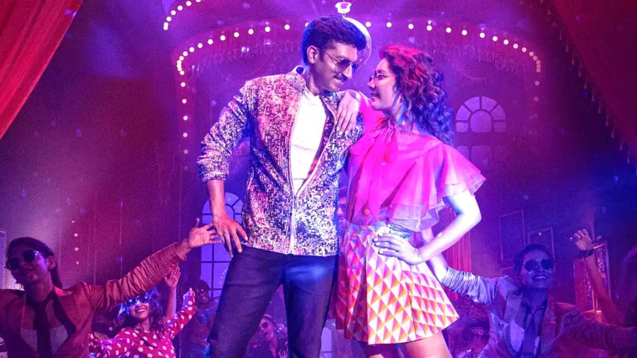 Pakka Commercial: పక్కా కమర్షియల్.. ఇది పక్కా గ్లామర్ షో బాసు! Pakka Commercial: పక్కా కమర్షియల్.. ఇది పక్కా గ్లామర్ షో బాసు!