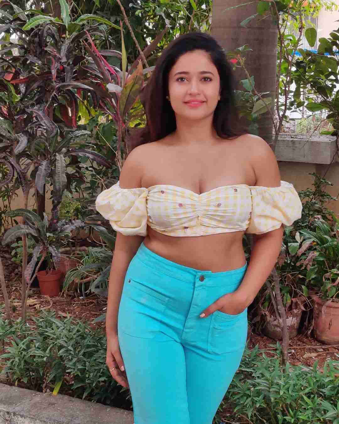 Poonam Bajwa9