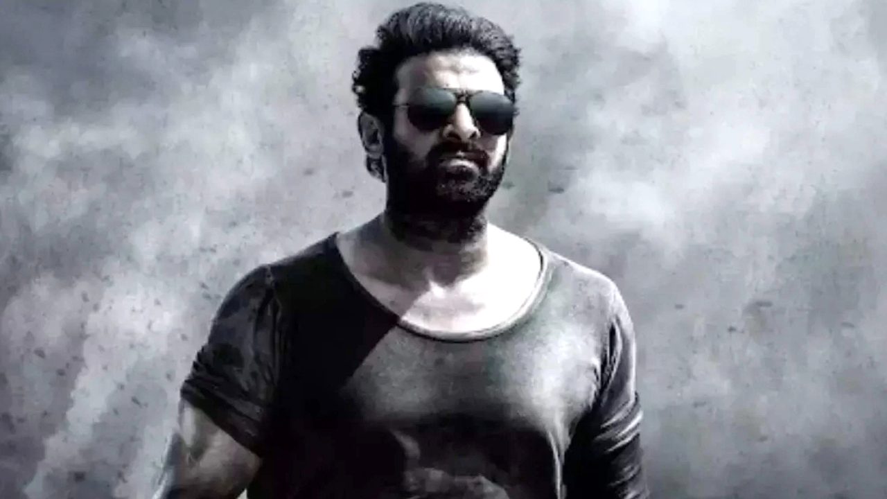 Salaar: ‘సలార్’లో ప్రభాస్ డబుల్ సర్ప్రైజ్..? Salaar: ‘సలార్’లో ప్రభాస్ డబుల్ సర్ప్రైజ్..?