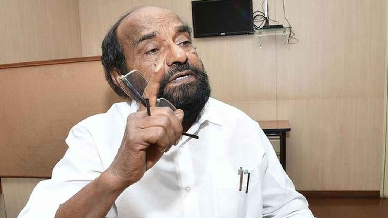 Case On R Krishnaiah : ఆర్.కృష్ణయ్య అరాచకాలపై ముమ్మర దర్యాప్తు చేయాలి- రవీందర్ రెడ్డి Case On R Krishnaiah : ఆర్.కృష్ణయ్య అరాచకాలపై ముమ్మర దర్యాప్తు చేయాలి- రవీందర్ రెడ్డి