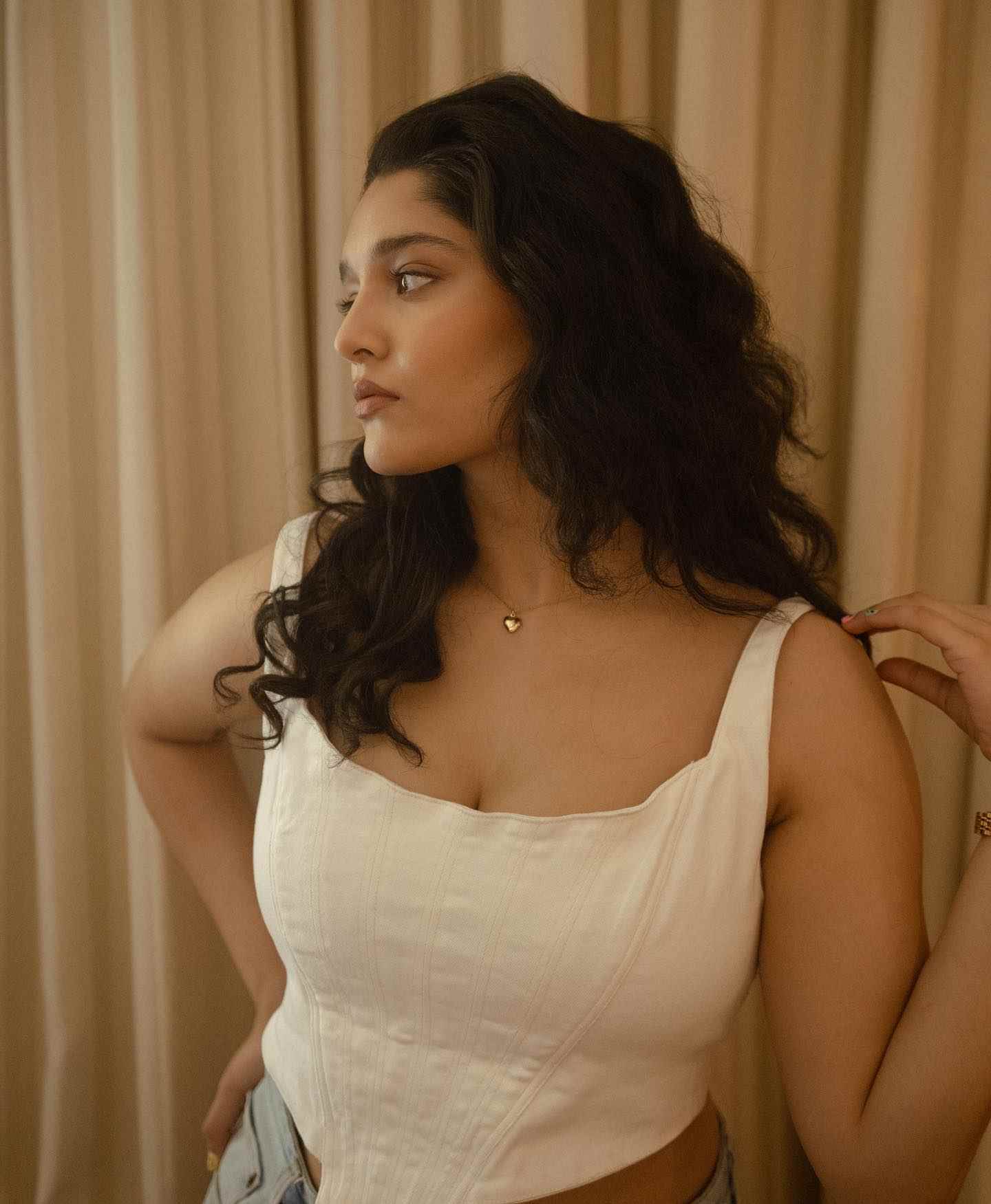 Ritika Singh Latest Photoshoot in White Dress      Pc@Instagram
