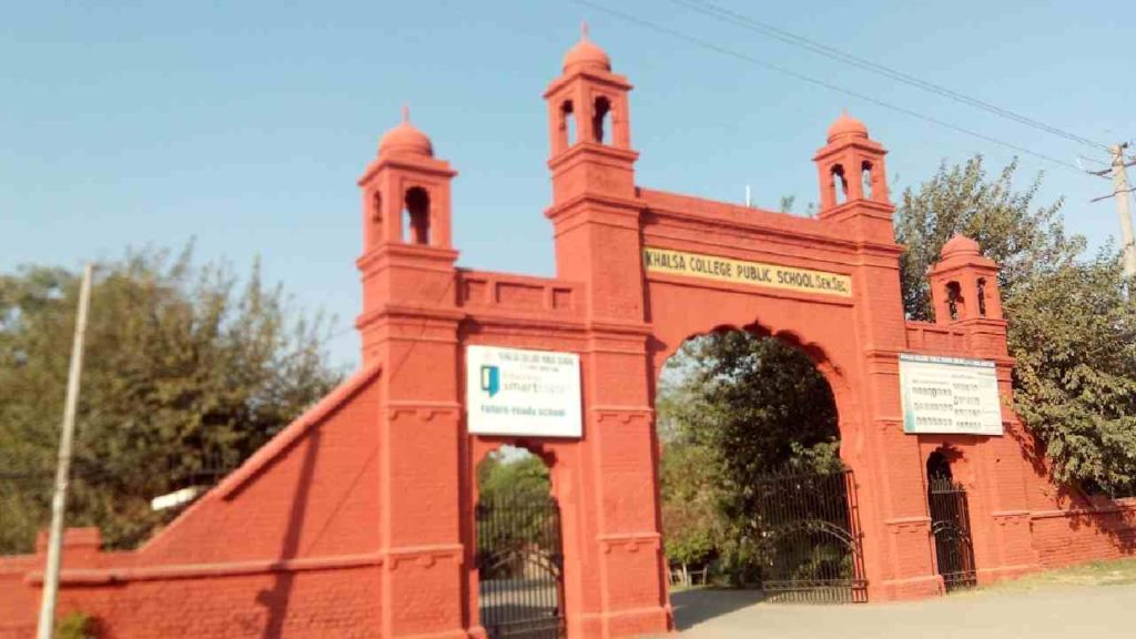 Student Dead