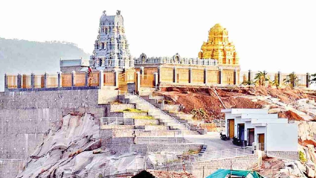 Tirupati Vakulamatha Temple (1)