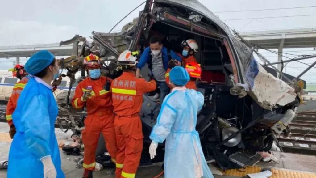 Tributes Pour In For 'hero' Train Driver Who Sacrificed Life To Save 144 Passengers In China's Guizhou