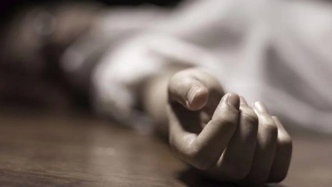 Boy Suicide: తల్లి పుట్టిన రోజున విష్ చేయనివ్వలేదని బాలుడు ఆత్మహత్య Boy Suicide: తల్లి పుట్టిన రోజున విష్ చేయనివ్వలేదని బాలుడు ఆత్మహత్య