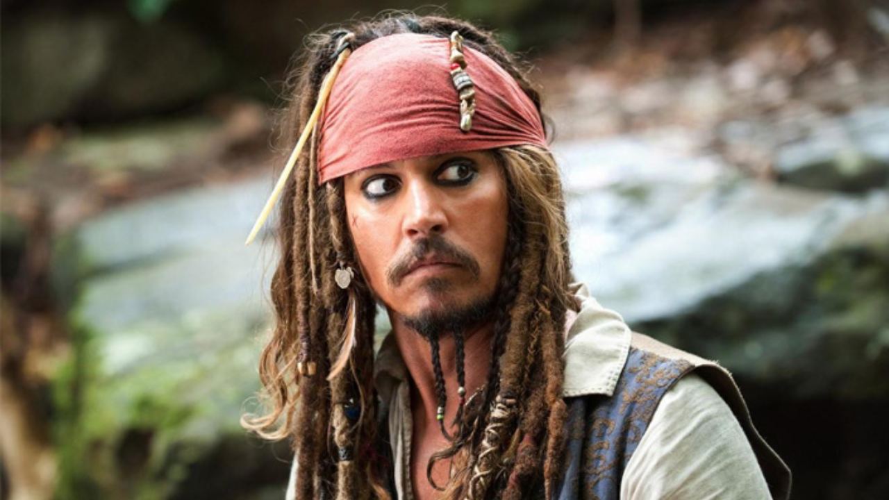 Jack Sparrow : జానీడెప్ కి సారీ చెప్పి 2300 కోట్ల డీల్ని ఆఫర్ చేసిన డిస్ని?? Jack Sparrow : జానీడెప్ కి సారీ చెప్పి 2300 కోట్ల డీల్ని ఆఫర్ చేసిన డిస్ని??