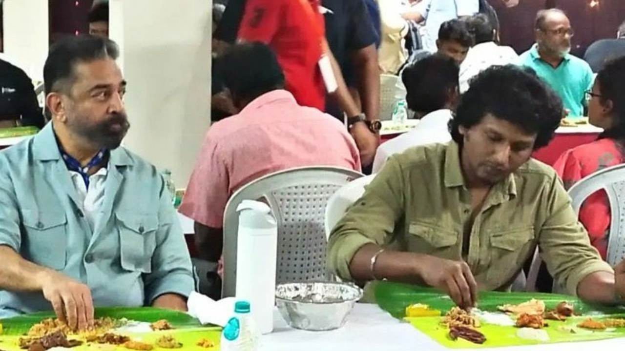 Kamal Haasan : విక్రమ్ సక్సెస్ మీట్.. సినిమాకి పనిచేసిన వారందరికీ స్పెషల్ పార్టీ.. Kamal Haasan : విక్రమ్ సక్సెస్ మీట్.. సినిమాకి పనిచేసిన వారందరికీ స్పెషల్ పార్టీ..