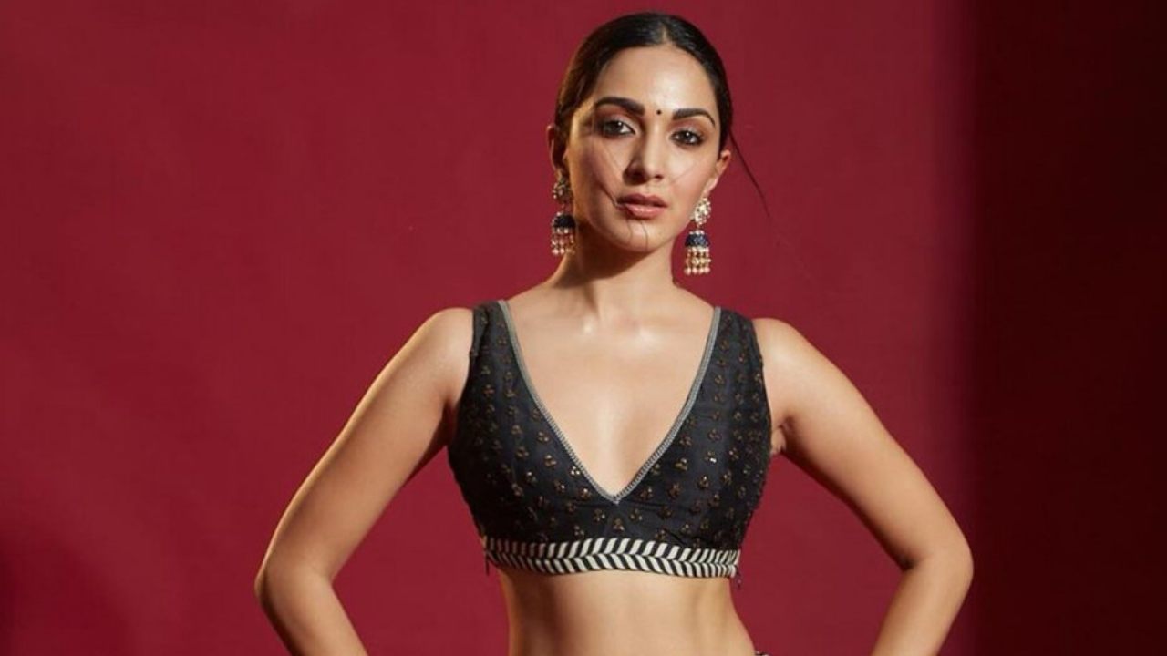 Kiara Advani : రిలేషన్షిప్ లో ఎలా ఉండాలో చెప్తున్న కియారా అద్వానీ.. Kiara Advani : రిలేషన్షిప్ లో ఎలా ఉండాలో చెప్తున్న కియారా అద్వానీ..