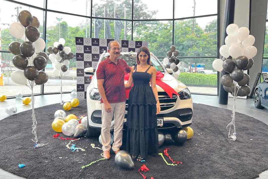 Nikki Tamboli buys new Benz Car