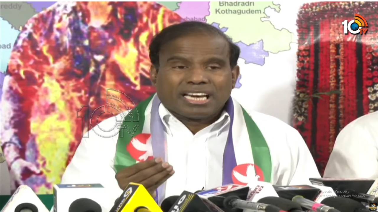 K A Paul Comments: అమరవీరుల కుటుంబాలకు న్యాయం జరిగే వరకు ఆవిర్భావ వేడుకలు బహిష్కరించండి K A Paul Comments: అమరవీరుల కుటుంబాలకు న్యాయం జరిగే వరకు ఆవిర్భావ వేడుకలు బహిష్కరించండి