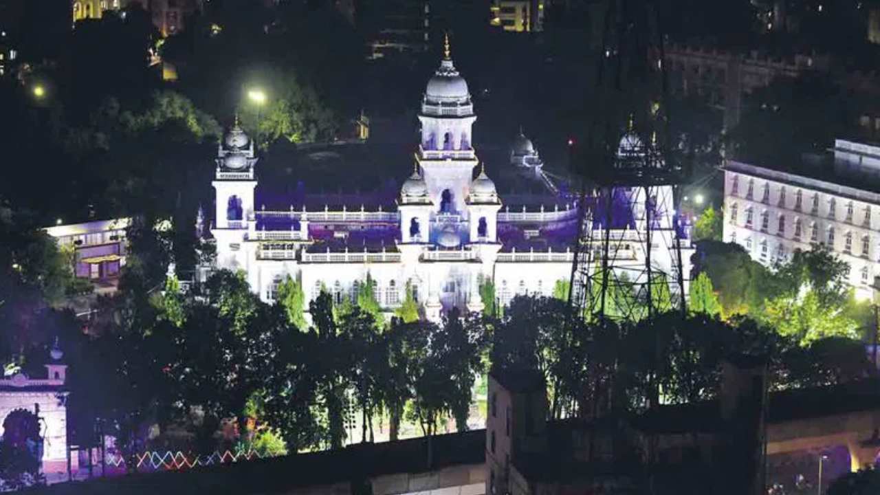 Telangana Formation Day: నేడు తెలంగాణ ఆవిర్భావ వేడుకలు.. పబ్లిక్ గార్డెన్స్లో కేసీఆర్.. ఢిల్లీలో అమిత్ షా.. Telangana Formation Day: నేడు తెలంగాణ ఆవిర్భావ వేడుకలు.. పబ్లిక్ గార్డెన్స్లో కేసీఆర్.. ఢిల్లీలో అమిత్ షా..