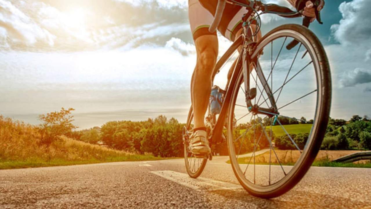 Woman Cyclist: కోచ్ అసభ్య ప్రవర్తన.. మహిళా సైక్లిస్ట్ ఫిర్యాదు Woman Cyclist: కోచ్ అసభ్య ప్రవర్తన.. మహిళా సైక్లిస్ట్ ఫిర్యాదు