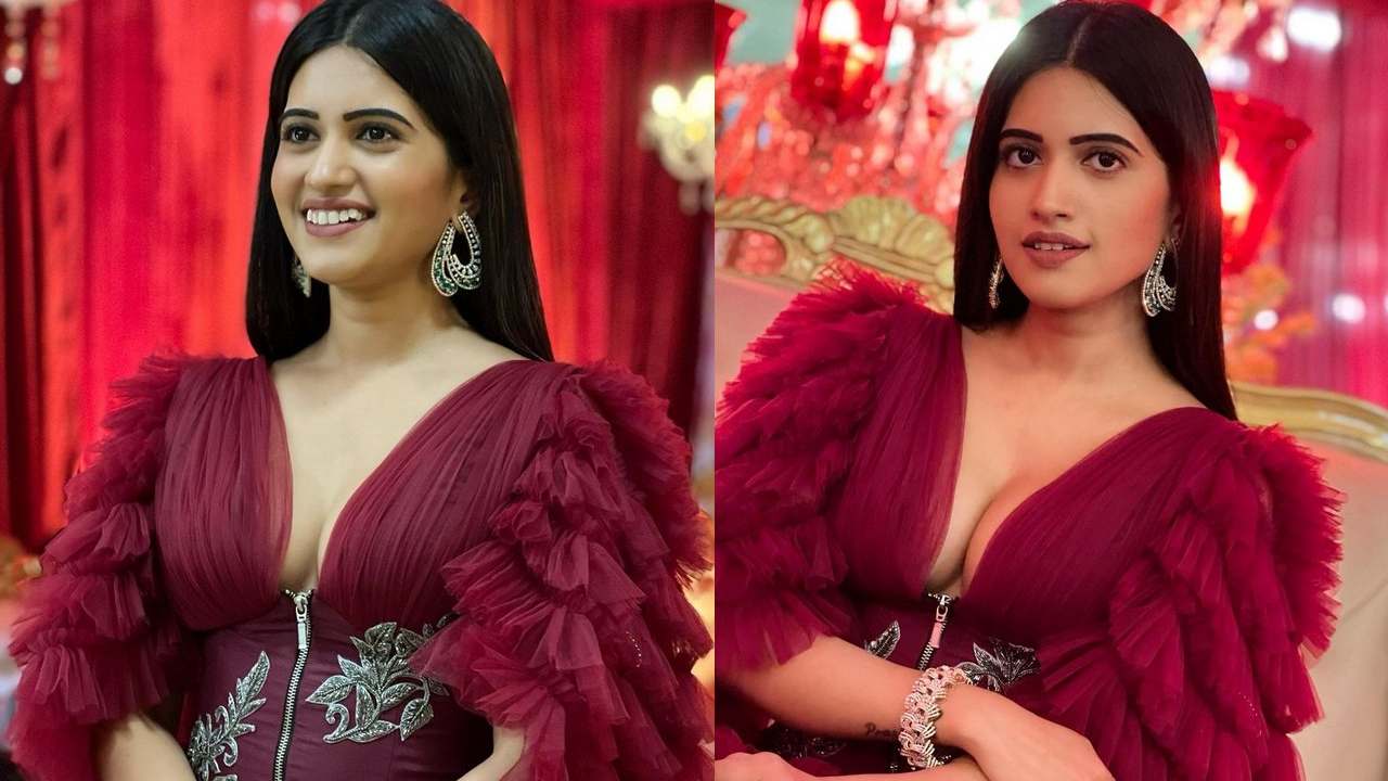Anchor Sravanthi Hot Pics Goes Viral