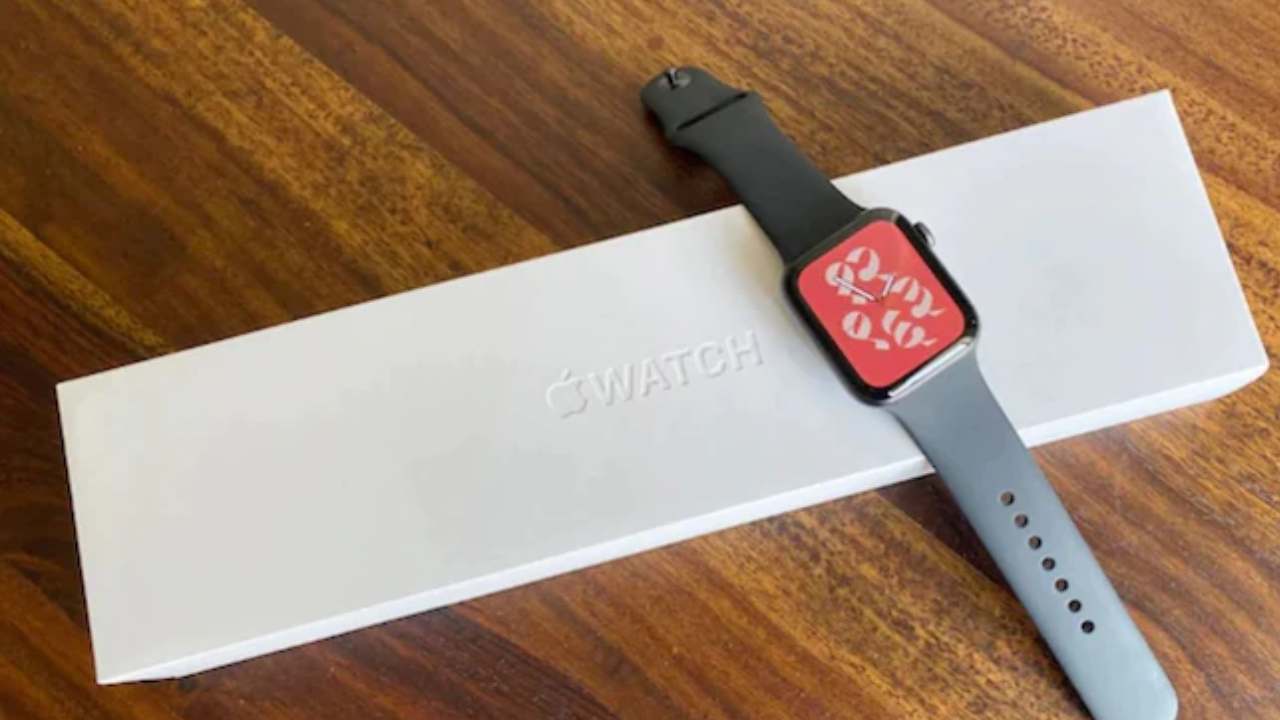 Apple Watch Series 8 Might Be Able To Detect If You Have A Fever (1)