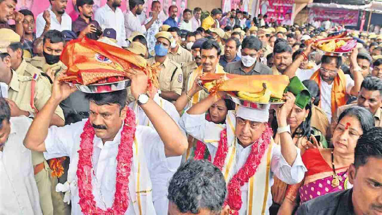 Ashada Bonalu 2022 : ప్రారంభమైన ఆషాఢ బోనాలు Ashada Bonalu 2022 : ప్రారంభమైన ఆషాఢ బోనాలు
