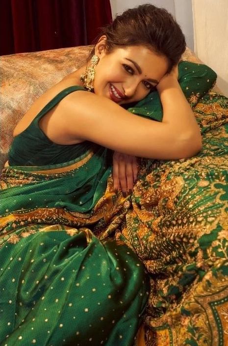 Catherine Tresa Mesmerizes With Latest Stills002