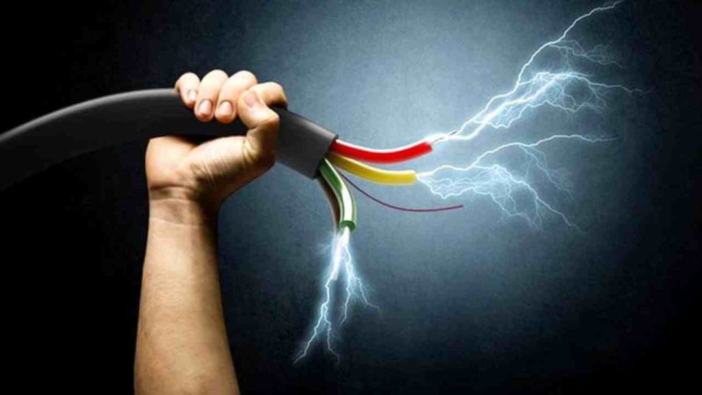 Four People Died Due To Electric Shock In The Same Family